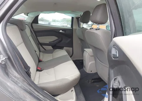 2012 Ford Focus Se z USA, uszkodzony, nr VIN 1FAHP3F27CL319509